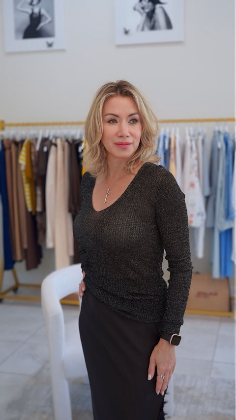 Silver metallic sheen stretch top by Vicolo, made in Italy