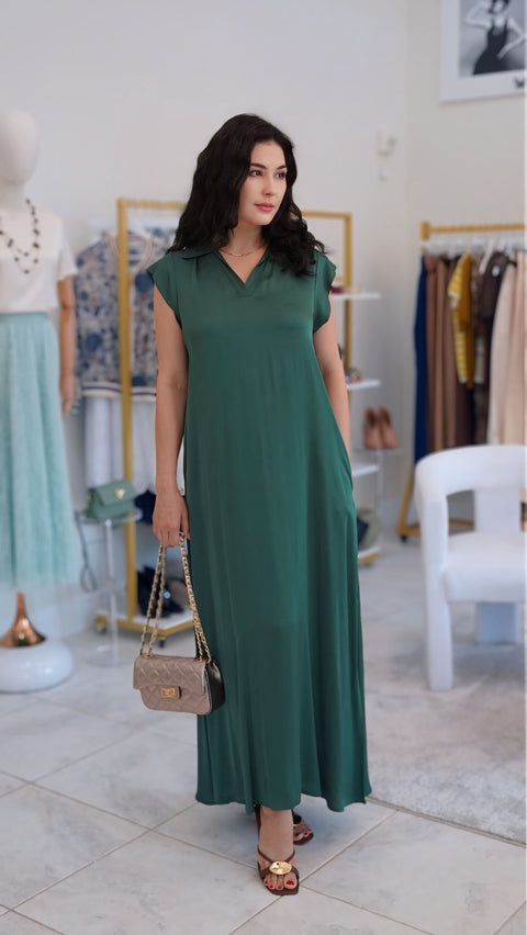 Viscose maxi dress with high slit by Motel, made in Italy