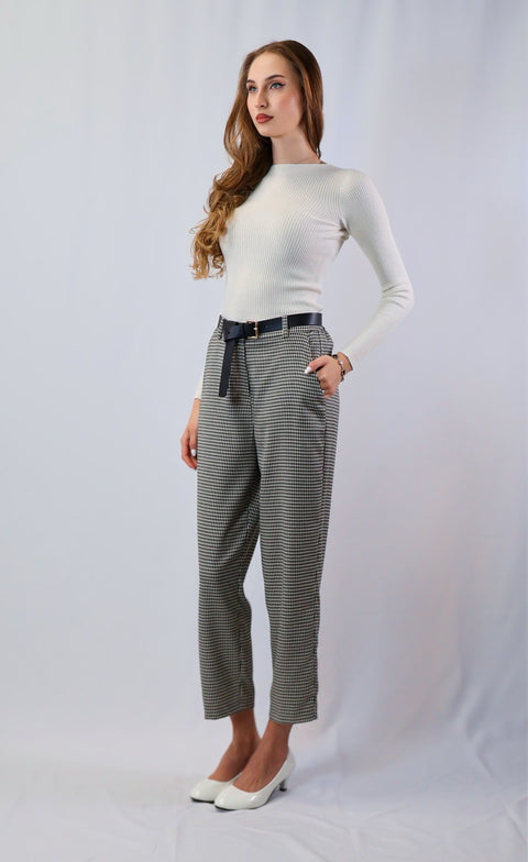 Cropped pents — ITALICA boutique